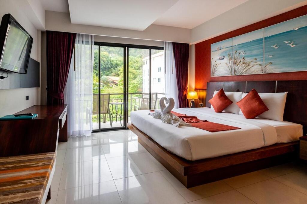 Dipantai Boutique Beach Resort Patong Eksteriør billede