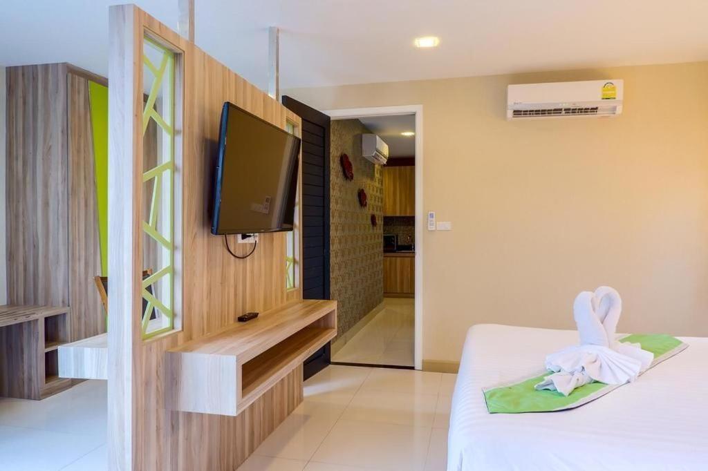 Dipantai Boutique Beach Resort Patong Eksteriør billede